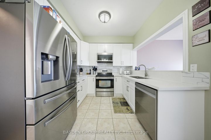 Photo 26 at 101 Eastview Gate, Bram East, Brampton