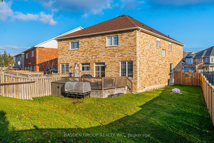 Photo 38 at 101 Eastview Gate, Bram East, Brampton