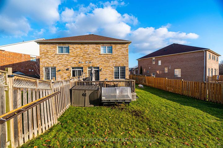 Photo 40 at 101 Eastview Gate, Bram East, Brampton