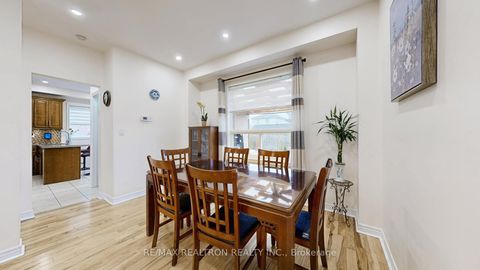 Photo 6 at 12 Launch Gate, Oak Ridges Lake Wilcox, Richmond Hill