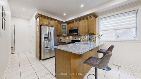 Photo 15 at 12 Launch Gate, Oak Ridges Lake Wilcox, Richmond Hill