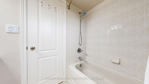 Photo 35 at 12 Launch Gate, Oak Ridges Lake Wilcox, Richmond Hill