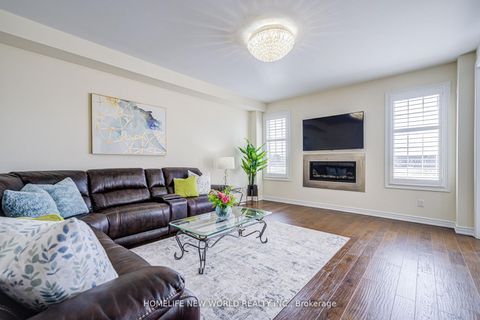 Photo 5 at 88 Roth Street, Rural Aurora, Aurora