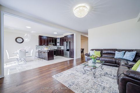 Photo 7 at 88 Roth Street, Rural Aurora, Aurora