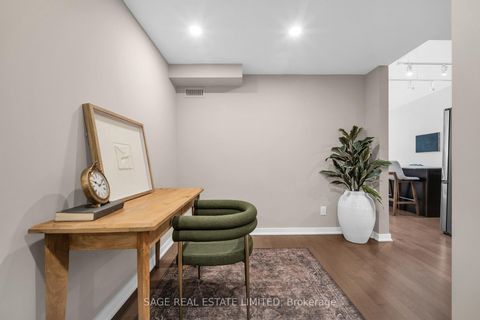 Photo 3 at 803 - 2 Fieldway Road, City Centre West, Toronto