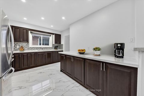 Photo 6 at 4 Grovenest Drive, Morningside, Toronto