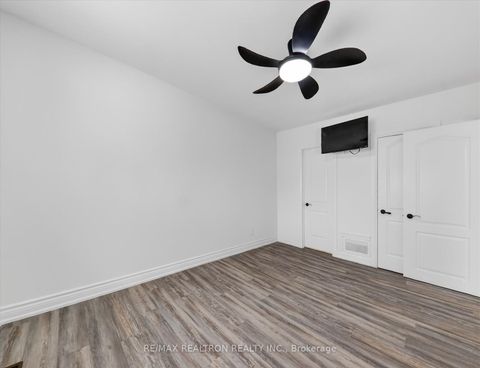 Photo 14 at 4 Grovenest Drive, Morningside, Toronto