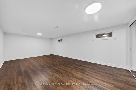 Photo 23 at 4 Grovenest Drive, Morningside, Toronto