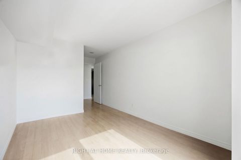 Photo 12 at 4106 - 210 Victoria Street, Yonge Corridor, Toronto