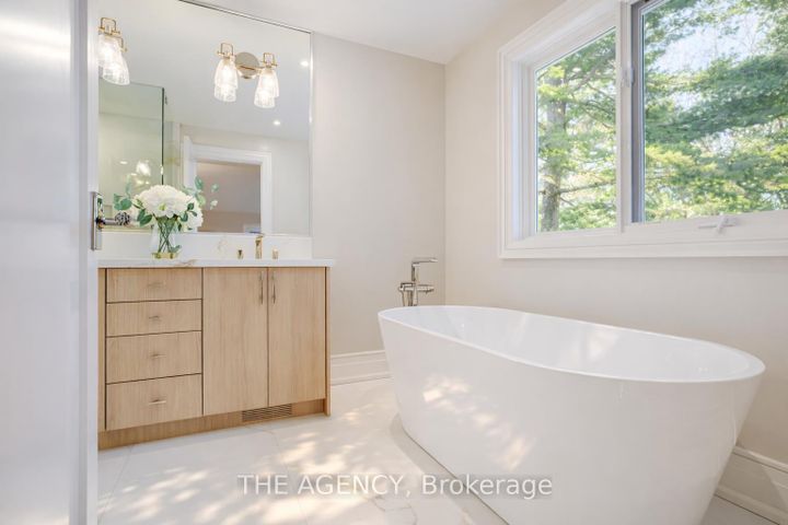 Photo 18 at 1310 Duncan Road, MO Morrison, Oakville