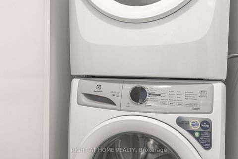 Photo 20 at 320 - 7950 Bathurst Street, Beverley Glen, Vaughan