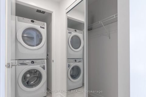 Photo 21 at 320 - 7950 Bathurst Street, Beverley Glen, Vaughan