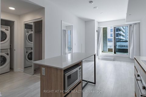 Photo 22 at 320 - 7950 Bathurst Street, Beverley Glen, Vaughan