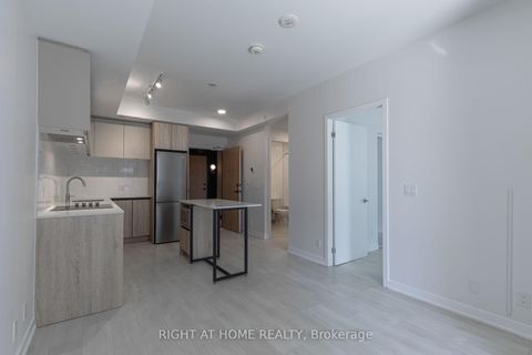 Photo 28 at 320 - 7950 Bathurst Street, Beverley Glen, Vaughan