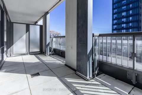 Photo 34 at 320 - 7950 Bathurst Street, Beverley Glen, Vaughan