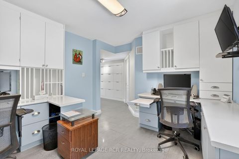 Photo 9 at 172 Matthew Boyd Crescent, Woodland Hill, Newmarket