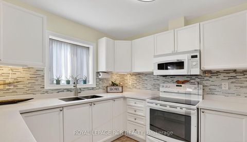 Photo 17 at 172 Matthew Boyd Crescent, Woodland Hill, Newmarket