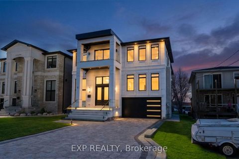 Photo 1 at 12 Canal Street, Keswick South, Georgina