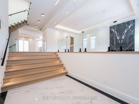 Photo 5 at 12 Canal Street, Keswick South, Georgina