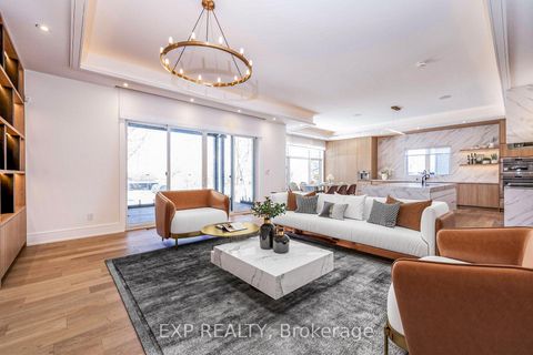 Photo 11 at 12 Canal Street, Keswick South, Georgina