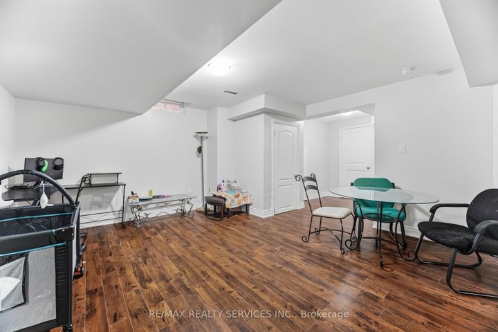 Photo 34 at 31 MIRACLE Trail, Northwest Brampton, Brampton