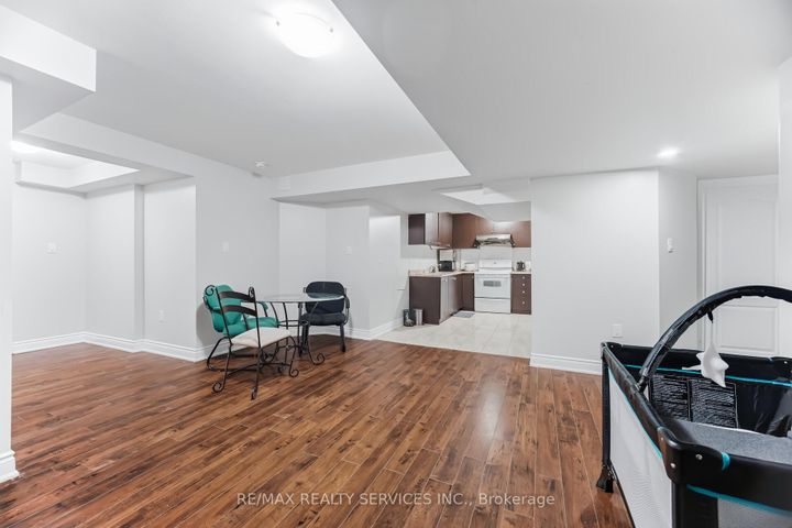 Photo 37 at 31 MIRACLE Trail, Northwest Brampton, Brampton