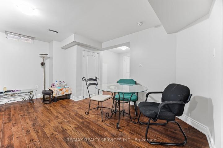 Photo 38 at 31 MIRACLE Trail, Northwest Brampton, Brampton