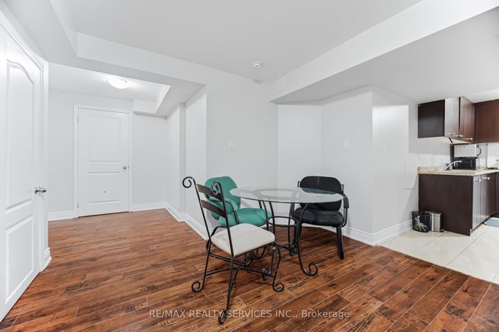 Photo 39 at 31 MIRACLE Trail, Northwest Brampton, Brampton