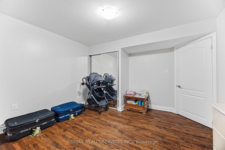 Photo 46 at 31 MIRACLE Trail, Northwest Brampton, Brampton