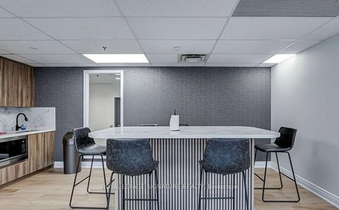 Photo 12 at 207 - 140 Bathurst Street, Niagara, Toronto