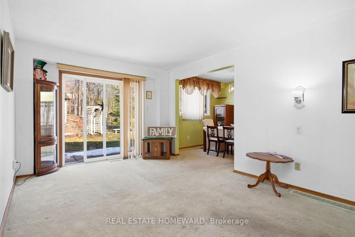 Photo 5 at 473 Paddington Crescent, Centennial, Oshawa