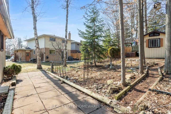 Photo 10 at 473 Paddington Crescent, Centennial, Oshawa