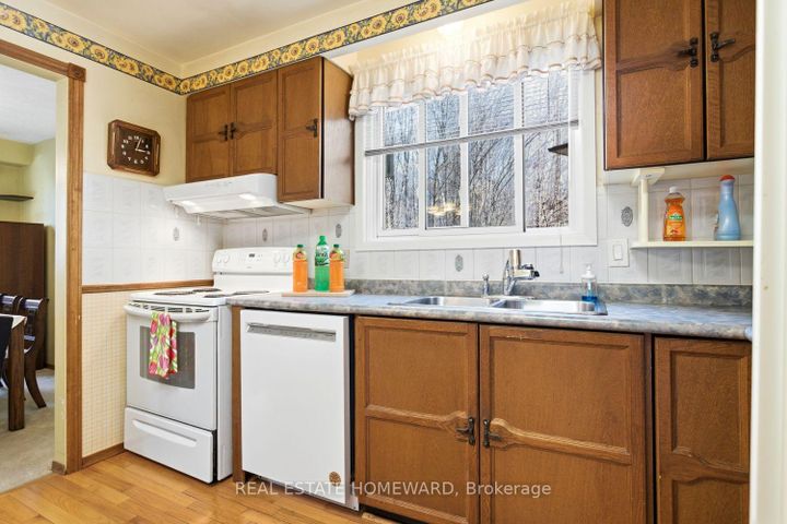 Photo 16 at 473 Paddington Crescent, Centennial, Oshawa