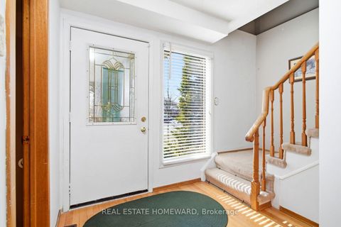 Photo 3 at 473 Paddington Crescent, Centennial, Oshawa