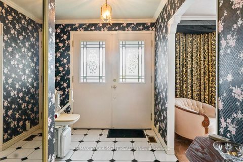 Photo 6 at 7 Delverton Place, Don Valley Village, Toronto