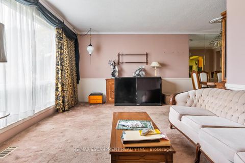 Photo 7 at 7 Delverton Place, Don Valley Village, Toronto