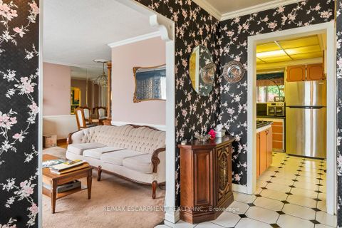 Photo 8 at 7 Delverton Place, Don Valley Village, Toronto