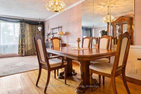 Photo 12 at 7 Delverton Place, Don Valley Village, Toronto