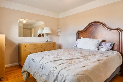 Photo 24 at 7 Delverton Place, Don Valley Village, Toronto