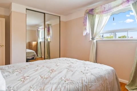 Photo 25 at 7 Delverton Place, Don Valley Village, Toronto