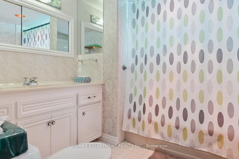 Photo 33 at 7 Delverton Place, Don Valley Village, Toronto