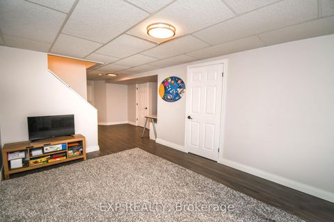 Photo 27 at 30 Aikens Crescent, Holly, Barrie