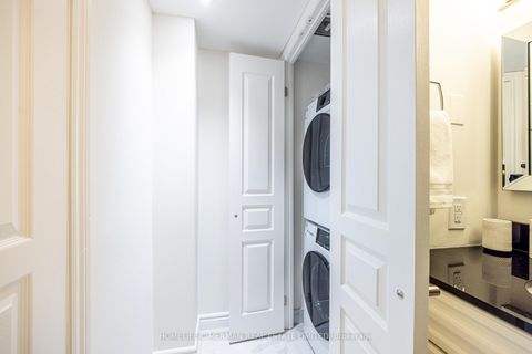 Photo 22 at 313 - 1 Balmoral Avenue, St. Clair, Toronto