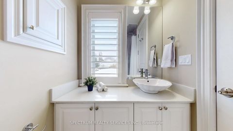 Photo 25 at 223 Lennox Avenue, Harding, Richmond Hill