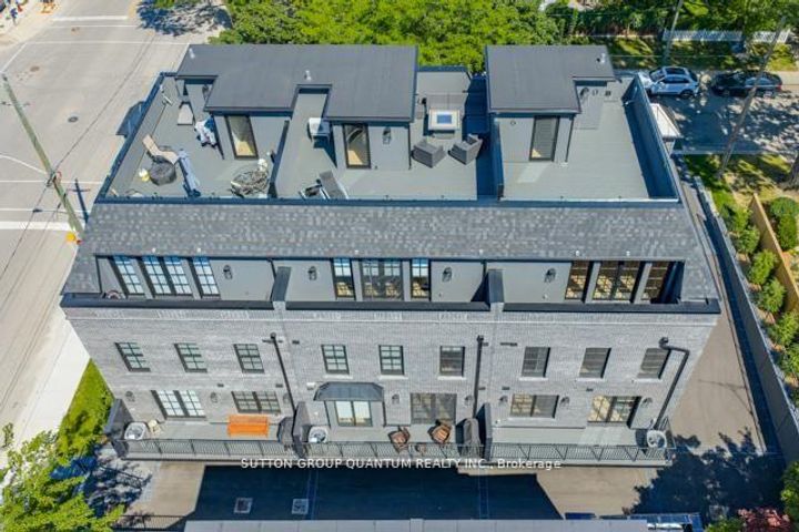 Photo 5 at 78 Trafalgar Road, OO Old Oakville, Oakville