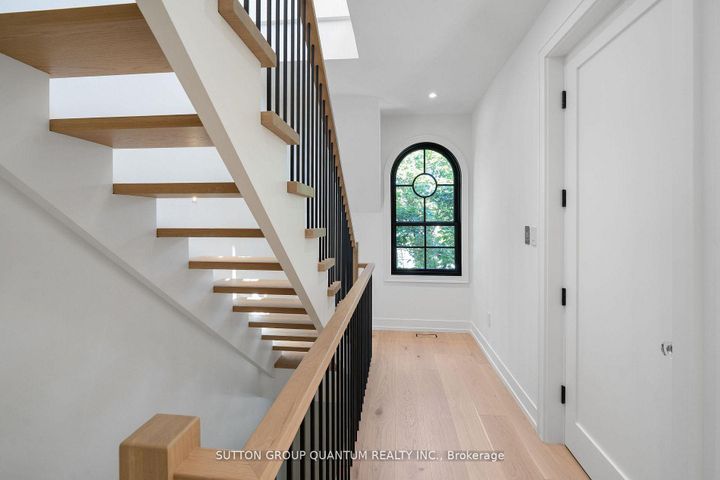 Photo 12 at 78 Trafalgar Road, OO Old Oakville, Oakville