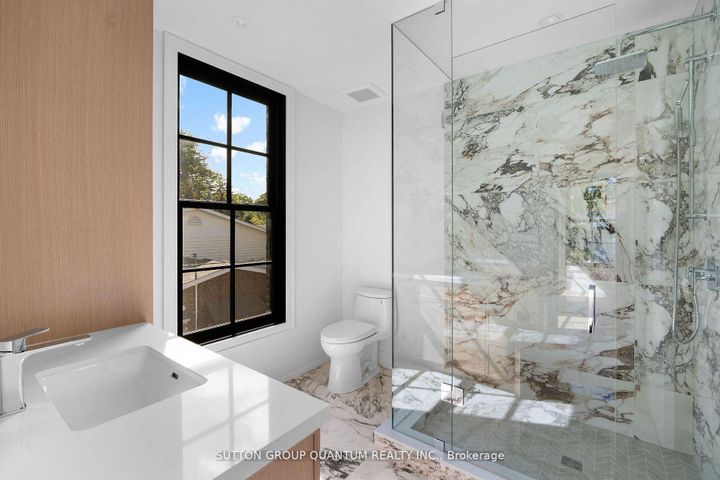 Photo 16 at 78 Trafalgar Road, OO Old Oakville, Oakville