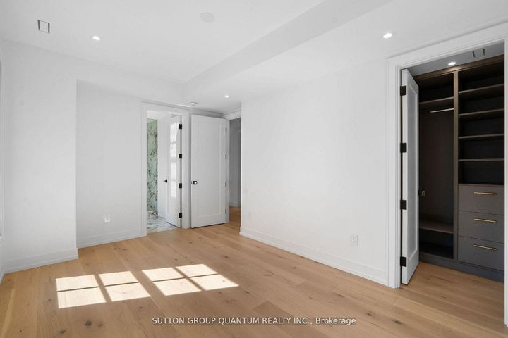 Photo 17 at 78 Trafalgar Road, OO Old Oakville, Oakville