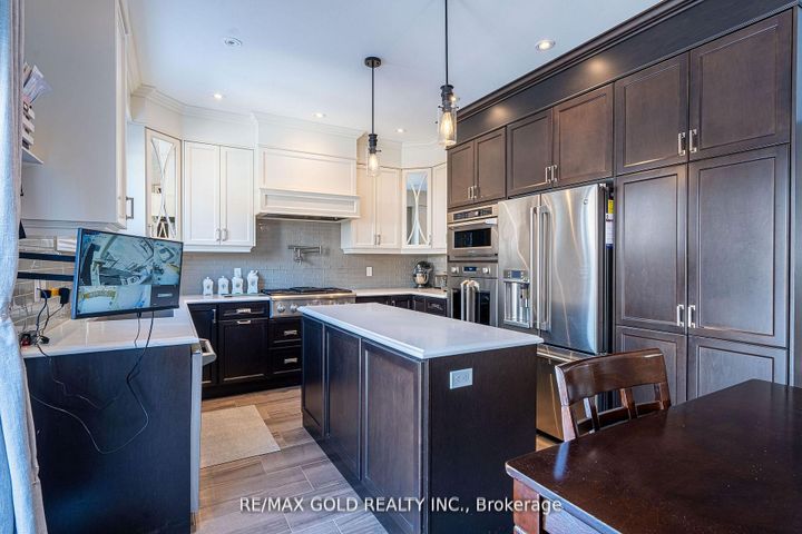 Photo 9 at 10 Spokanne Street, Wellington North, Brampton