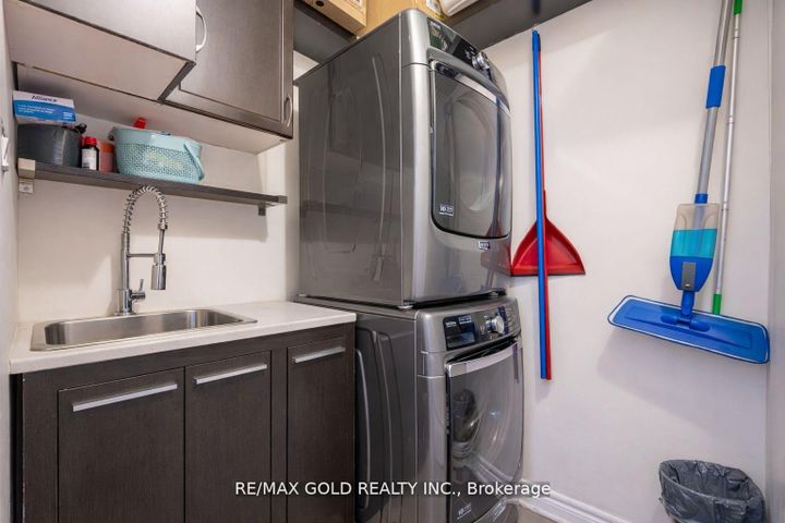 Photo 13 at 10 Spokanne Street, Wellington North, Brampton